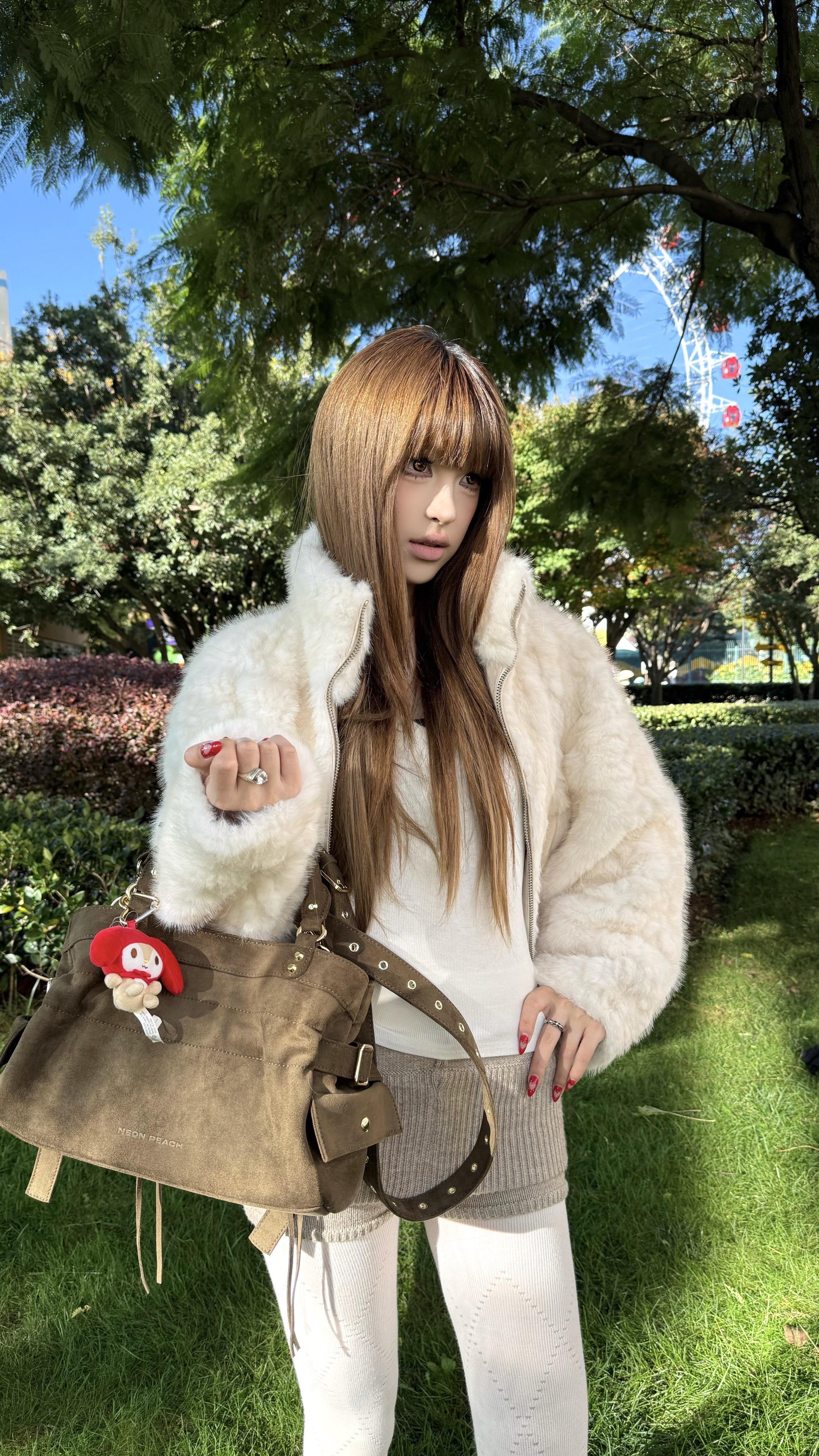 能不能把烦恼丢掉 腾出装我的地方。