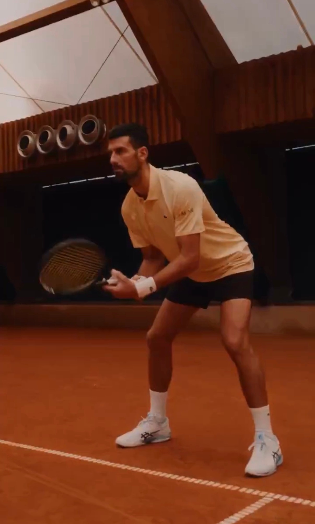 你鸡的法网2026 战袍出炉，点评一下🎤 