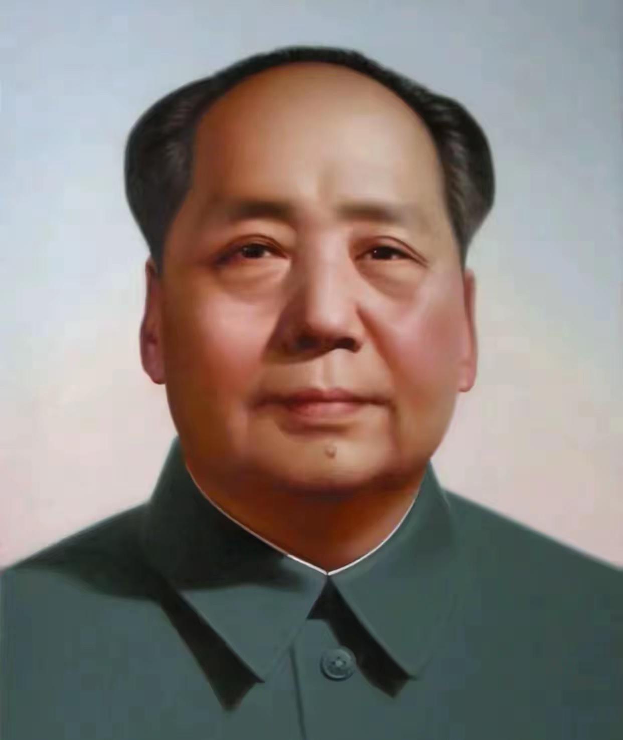 人民的思念才是最好的纪念！九月九日，不管搞不搞活动，亿万人民心中始终装着伟人！毛