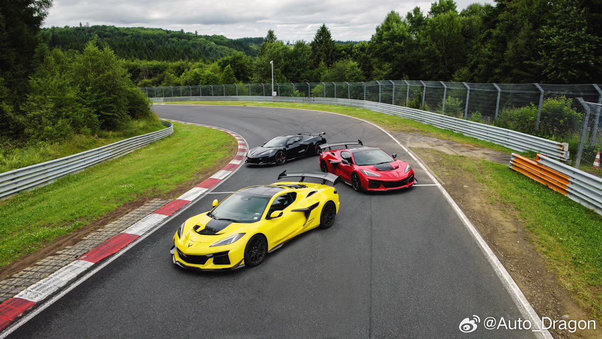 C8克尔维特的各个顶尖型号官方纽北成绩出来了：Z06: 7:11.82, ZR1