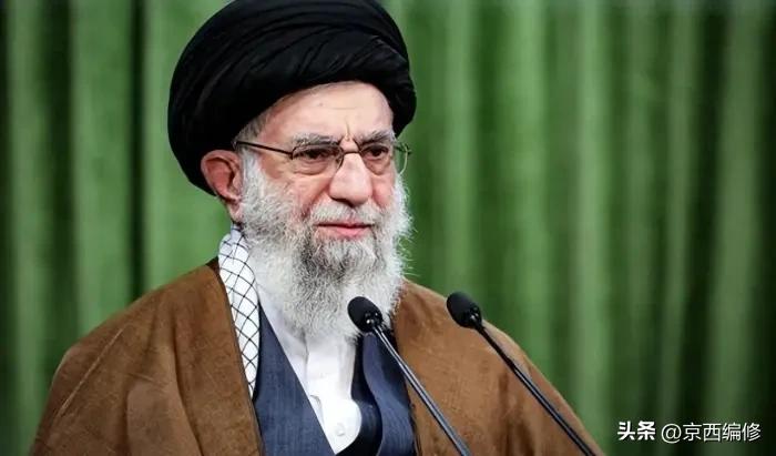 伊朗官宣哈梅内伊身亡，神权政府即将终结！
3月1日，伊朗官方正式确认最高领袖阿亚