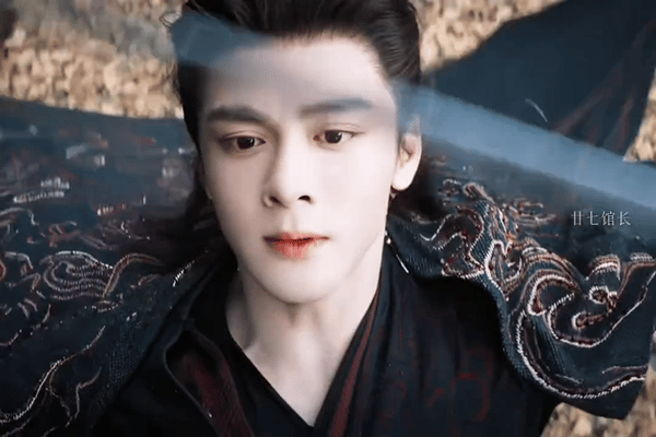 曾舜晞的表现是撑剧级的曾舜晞大大的眼睛里藏着的张力 武拾光的魅力全靠演技撑！曾舜