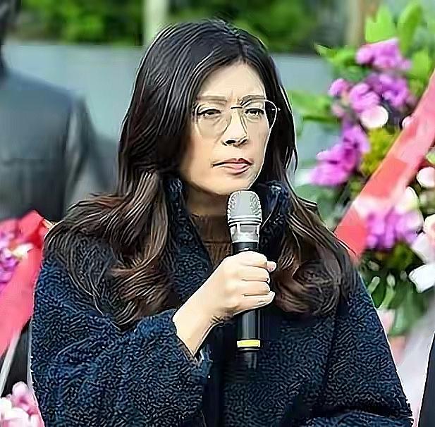 9·18这天争议爆发！郑丽文痛批民进党赠菲退役海巡舰：这是在民众历史伤口上撒盐