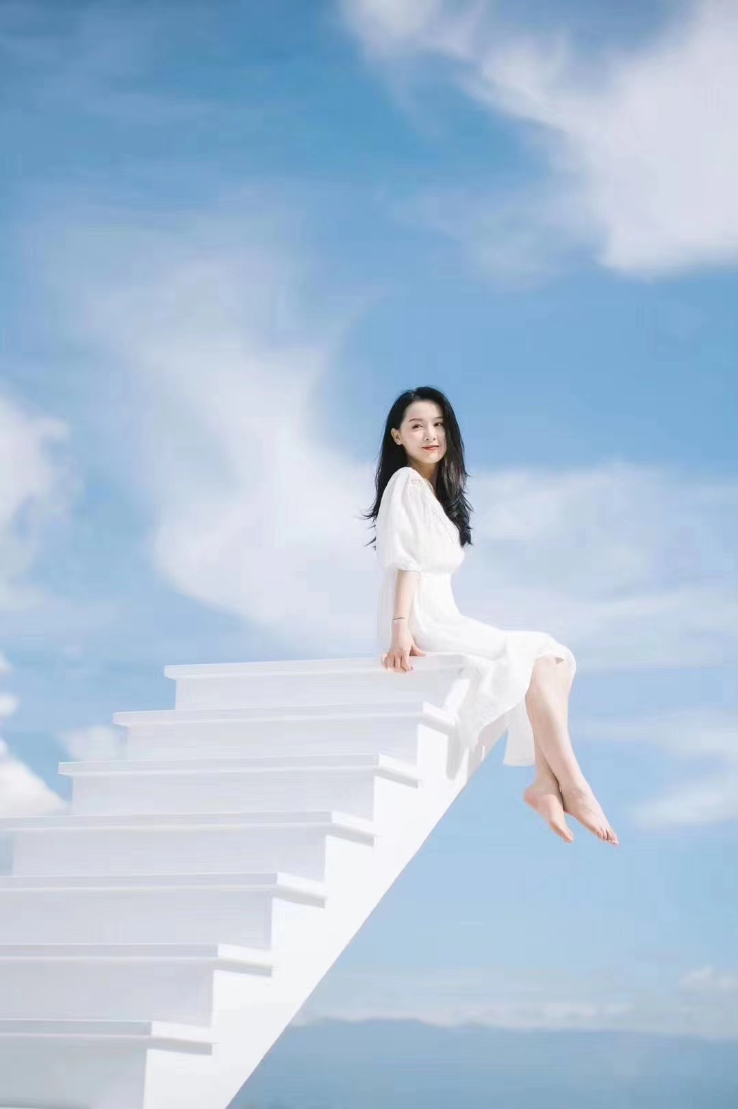 洱海不是海，但它的美并不输于海，国庆计划来大理游玩的朋友可以看看你们那里有没有到