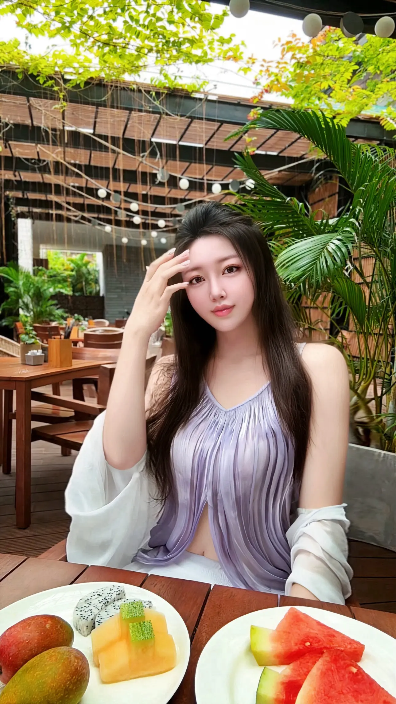 我们无法预知某个瞬间的价值，直到它成为回忆。
