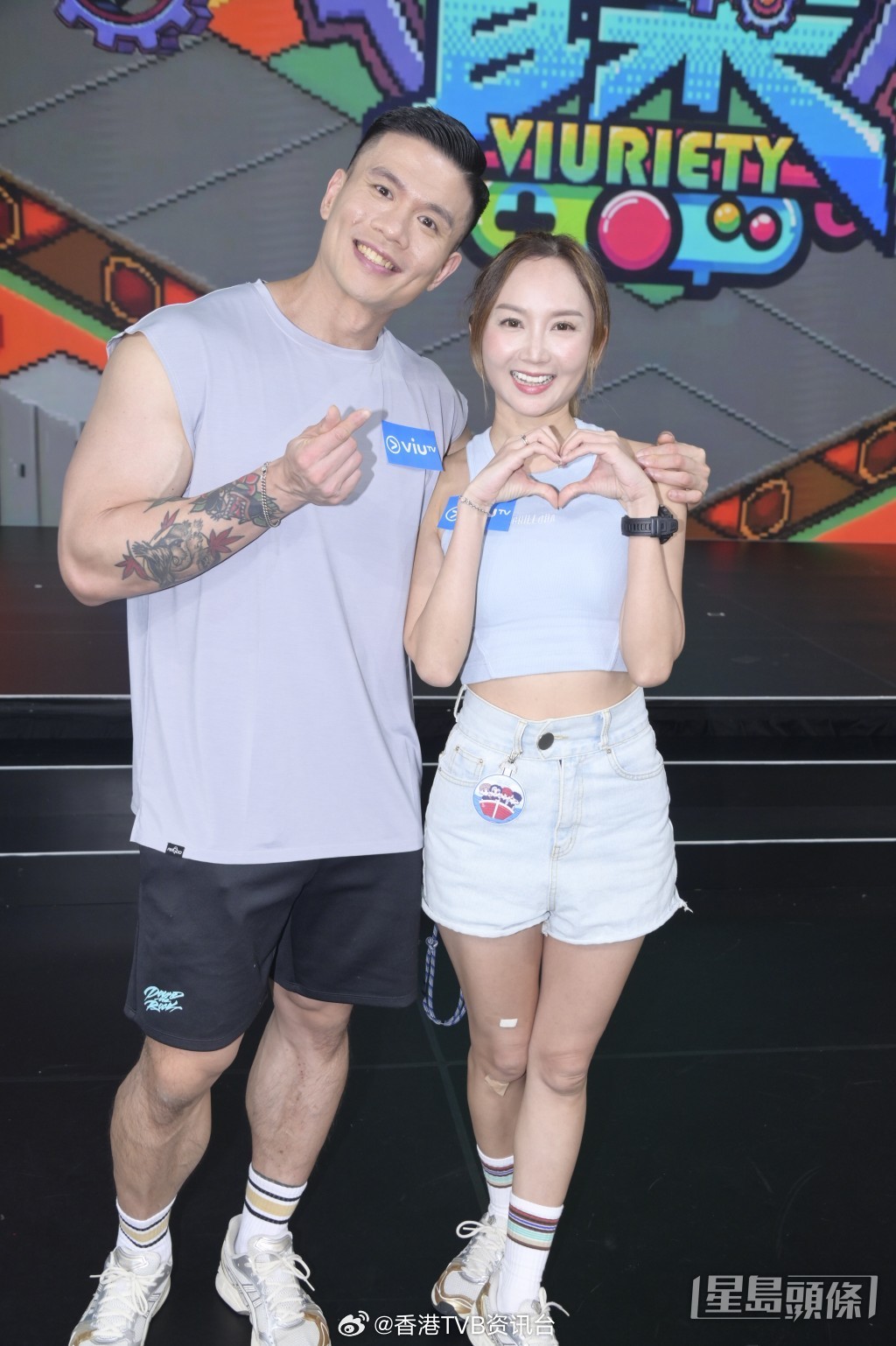 星岛：李绮雯结婚｜41岁𡃁妹下嫁健身教练梁恺杰 绝美裙褂造型曝光 婚礼延期5年