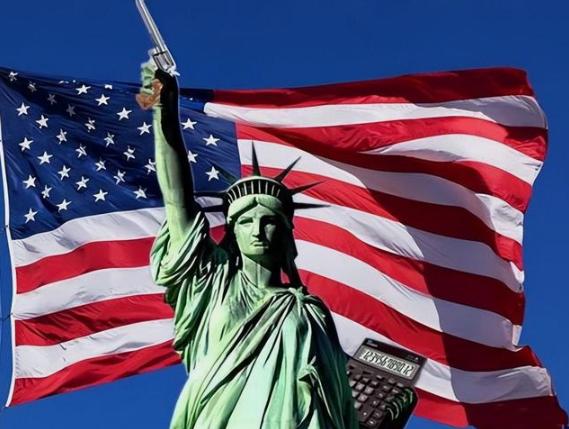 一位美籍华人终于说了实话

这话直接说透了小国不敢得罪美国的真相。

小国宁愿得