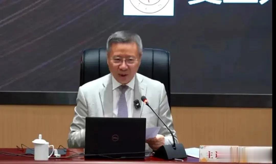 张教授在武汉大学的讲座
深受学生喜爱[赞]