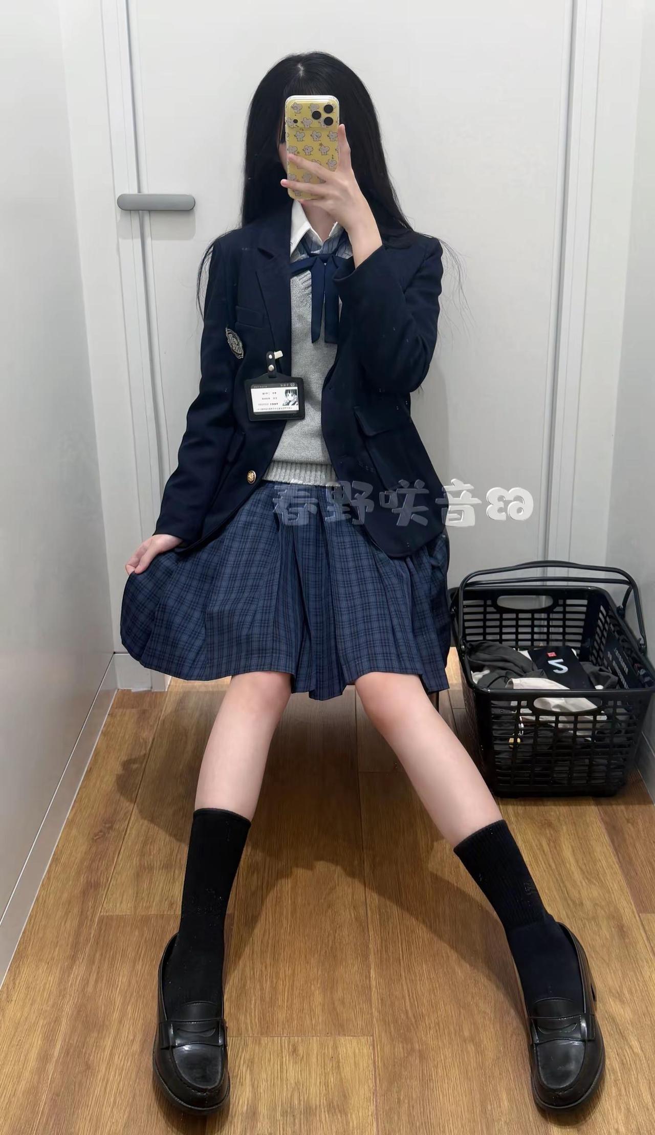 羽绒西服真是天才发明。jk制服 校供感 瞳福掌柜原创jk 瞳福掌柜羽绒西服