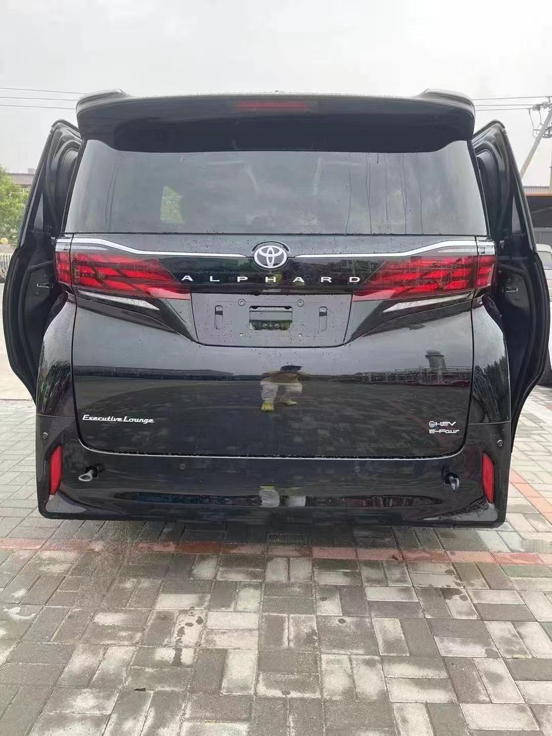 埃尔法899黑黑+4.6仅一台2025年7月份生产可以公户可以私户这台价格还不错