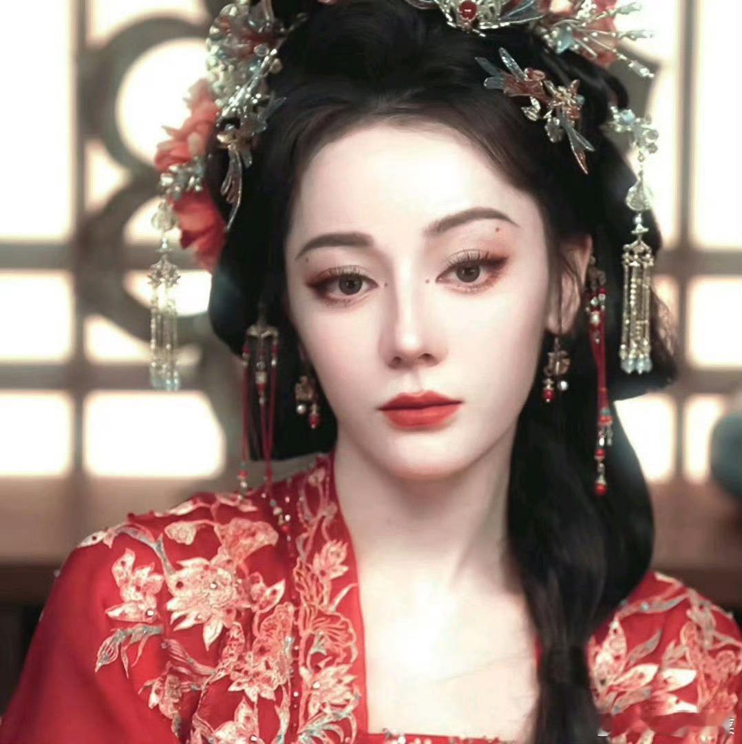 90🌸🐧站内评分，最高古偶现偶都是迪丽热巴 ，有效播剧