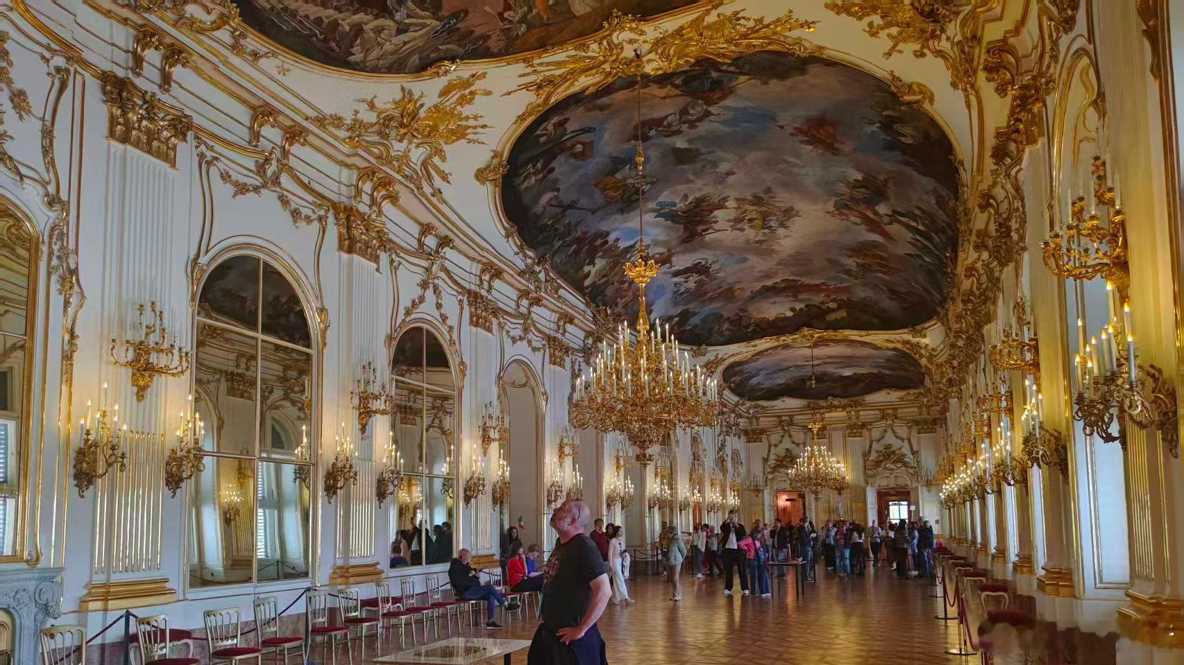 丝路遇见多瑙河—东航开通西安至维也纳航线4月20日凌晨，中国东方航空正式开通了西