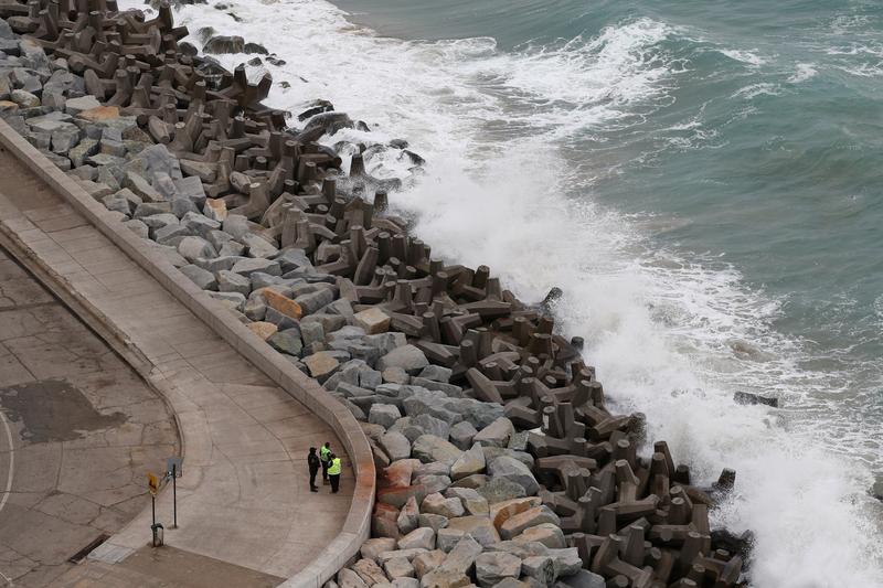 地震和海啸哪个毁灭性大，这得具体情况具体分析。从综合破坏力看，海啸通常更致命。2