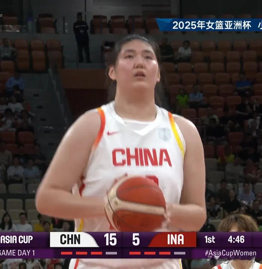 【张子宇首次亮相成人组大赛，中国女篮第一节28-8领先】
亚洲杯中国对印尼第一节