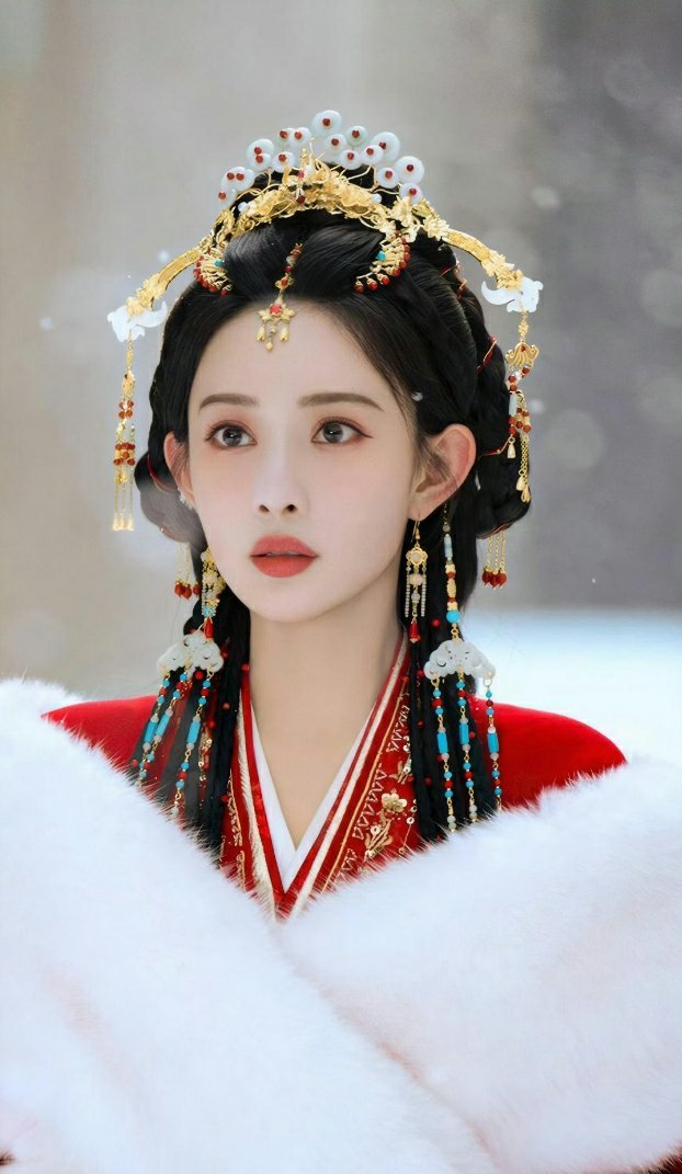 孟子义转头美我一大跳当时演穆念慈的时候  孟子义就美的很突出了[送花花][送花花
