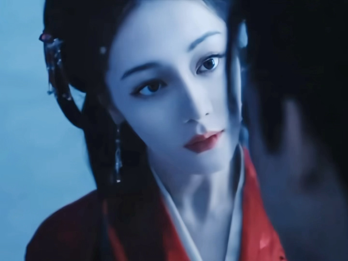 贺思慕的每套妆造似乎都大事很妙啊