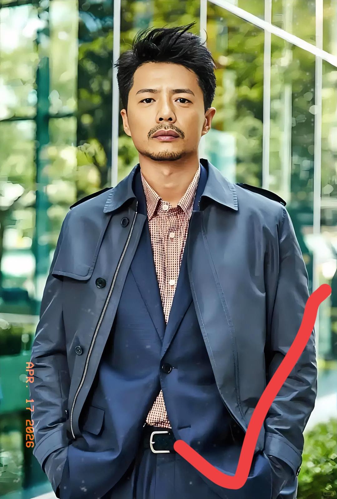 为什么段奕宏现在不拍戏了？

原因也很简单，

不是因为他演技不够，也不是因为他