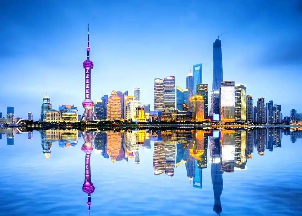 谁能想到，在寸土寸金的高楼背后，上海竟不声不响干了件大事：粮食亩产冲到全国第二，