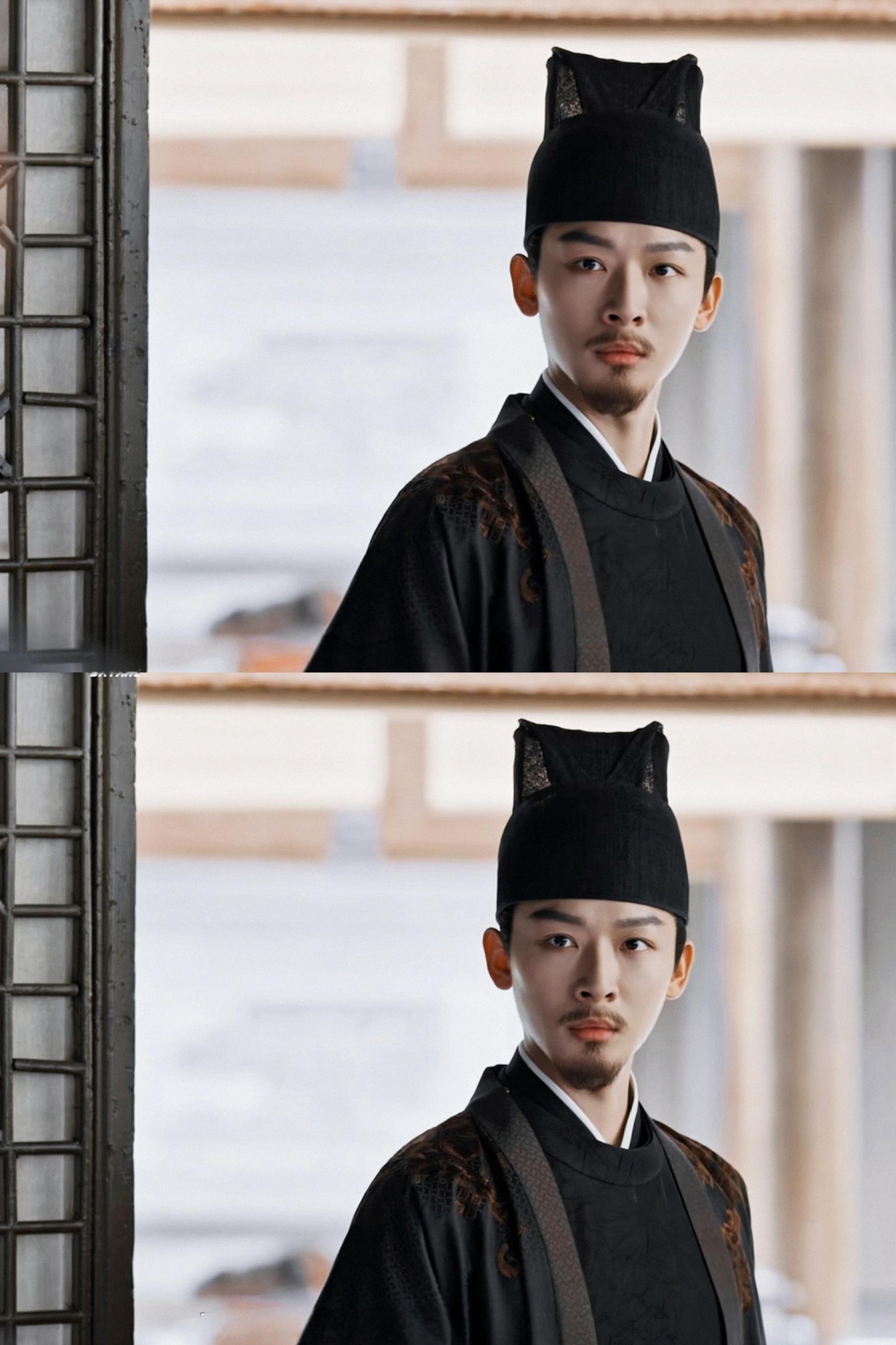 “我将你写进书里，掀开书页，字迹在阳光下发光，熠熠生辉的是你”张晚意 ​​​