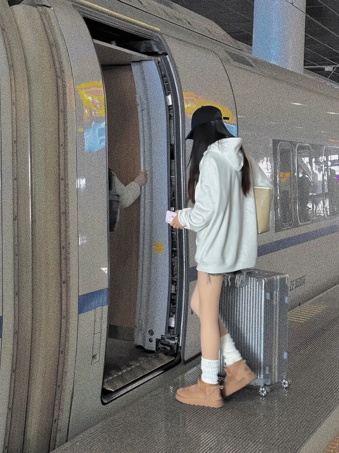 为什么都在模仿炮姐穿搭啊