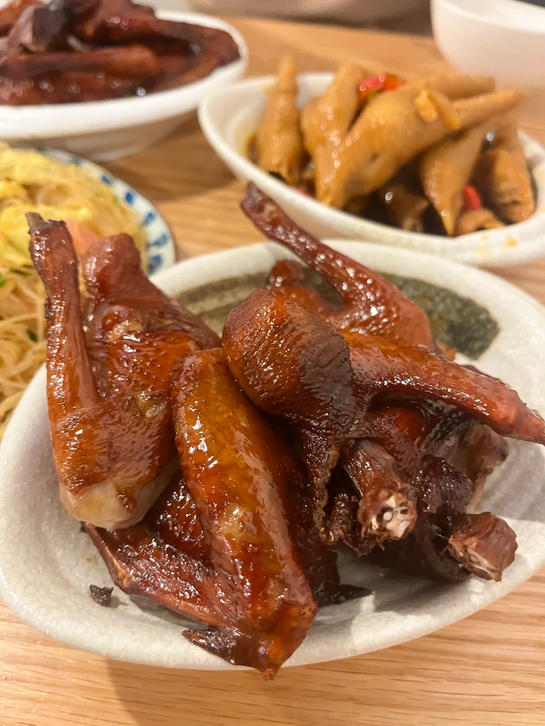 藏在观澜旧城区的糖水店，据说还不错……