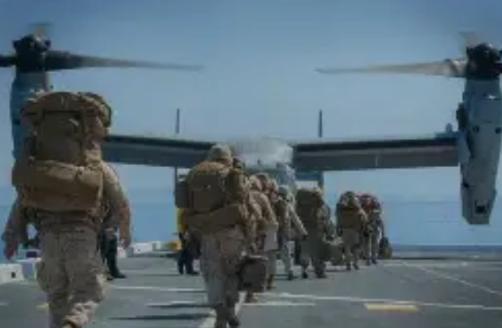 美军这次是真走了，连家底都不要了。
 
就在昨天，美军把最后一个基地交了出来。这