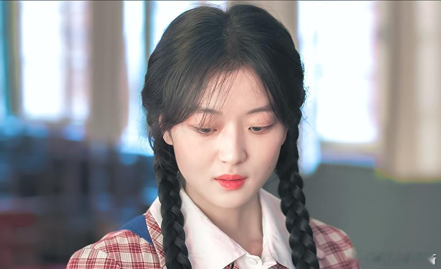 孙千演活了费霓 孙千太会抓人物特点了。费霓看到喜欢的人眼睛瞬间亮起来那一幕，看得