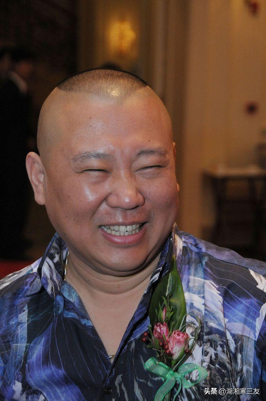 郭德纲武汉演出被立案！红歌不是相声包袱，经典不容戏谑消费

近日，武汉市文旅局正