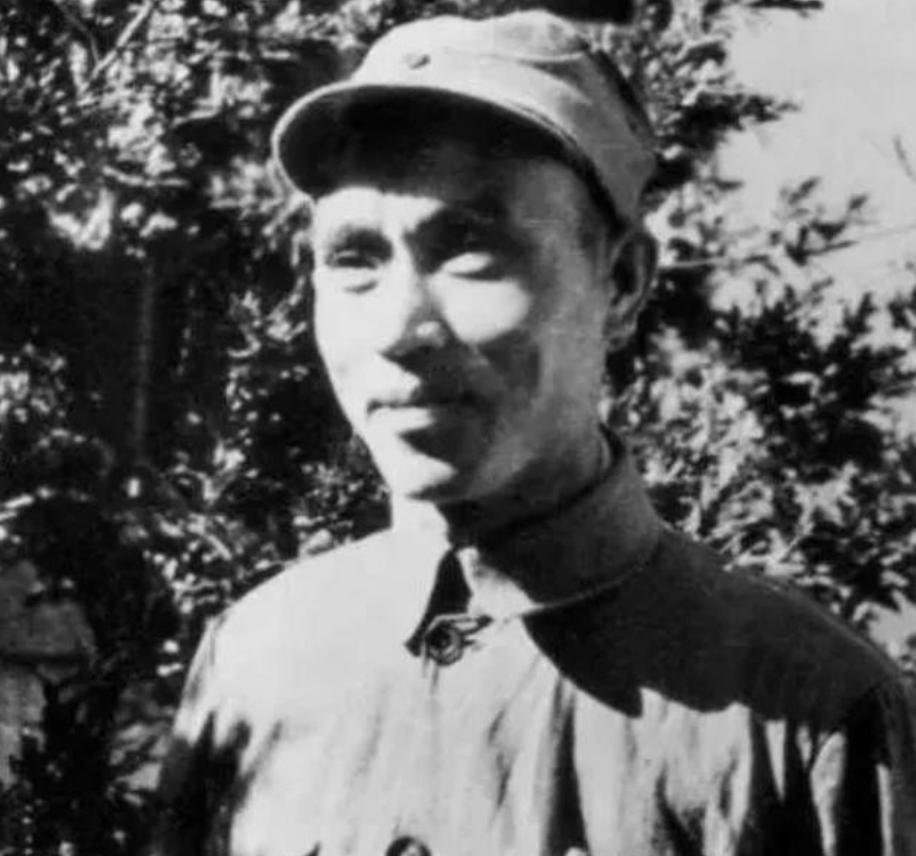 中原突围损失惨重，少将旅长周志坚当面哭求彭总：死也不回去了，我要去华东打仗

主