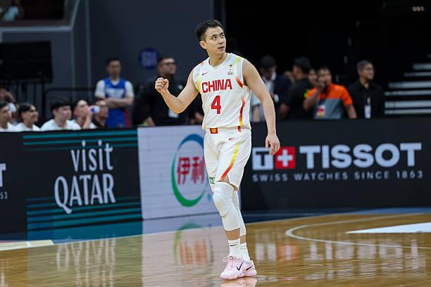 看到中国队大名单有赵继伟的时候确实是觉得有些不太理解的，原因倒也不是因为之前他在