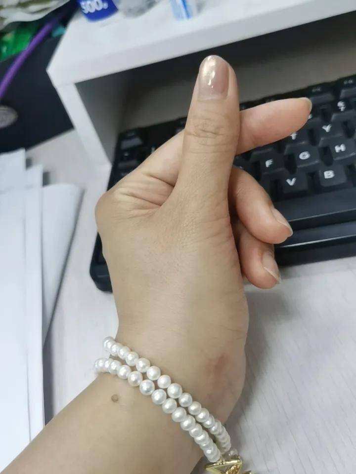 是“具体”的，而不是“宏大”的
不是一定要达到某个惊天动地的目标，而是下班推开门