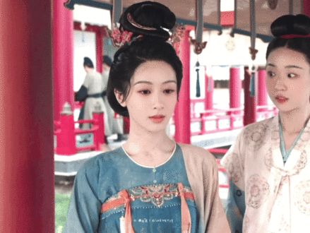何惟芳这才是真的误闯天家了何惟芳蒋长扬的身份鸿沟 何惟芳这才是真的误闯天家了 ​