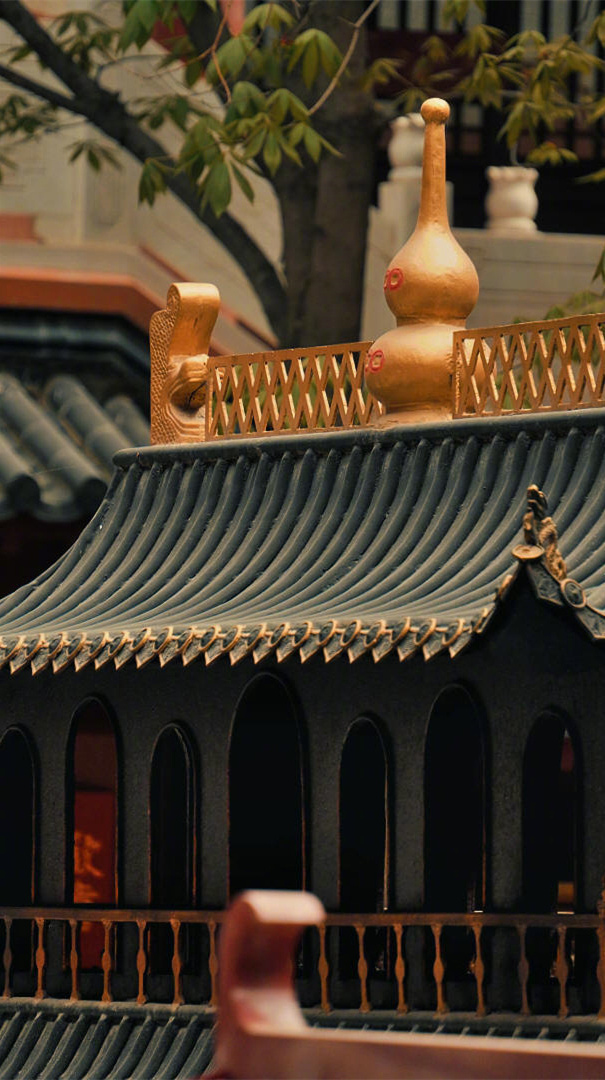 所得，所不得，皆不如心安理得。 低头见尘埃，抬头见花开，困住你的只是自己的心态！