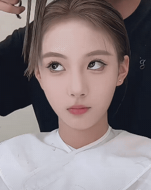 有这样的底子剃光头都好看!