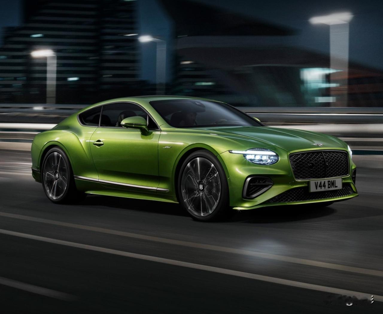 宾利欧陆GT，得换设计师了，设计已严重退步。