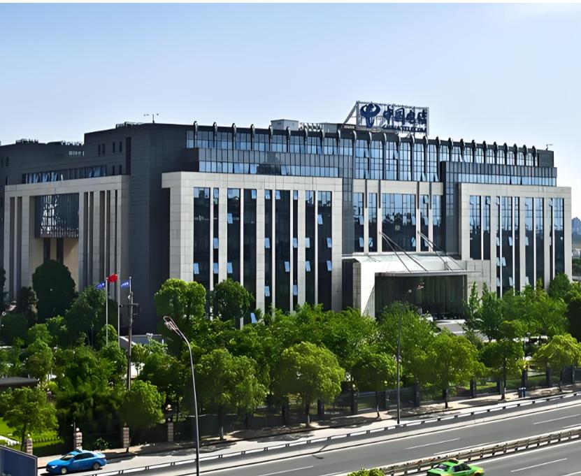 我发现中国电信各省公司爱用本地干部！还真是大有好处！
最近我写江西电信上半年的业