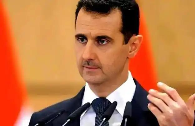 去白宫，见特朗普！叙利亚现政权领导人艾哈迈德·沙拉做了前总统巴沙尔·阿萨德未曾做