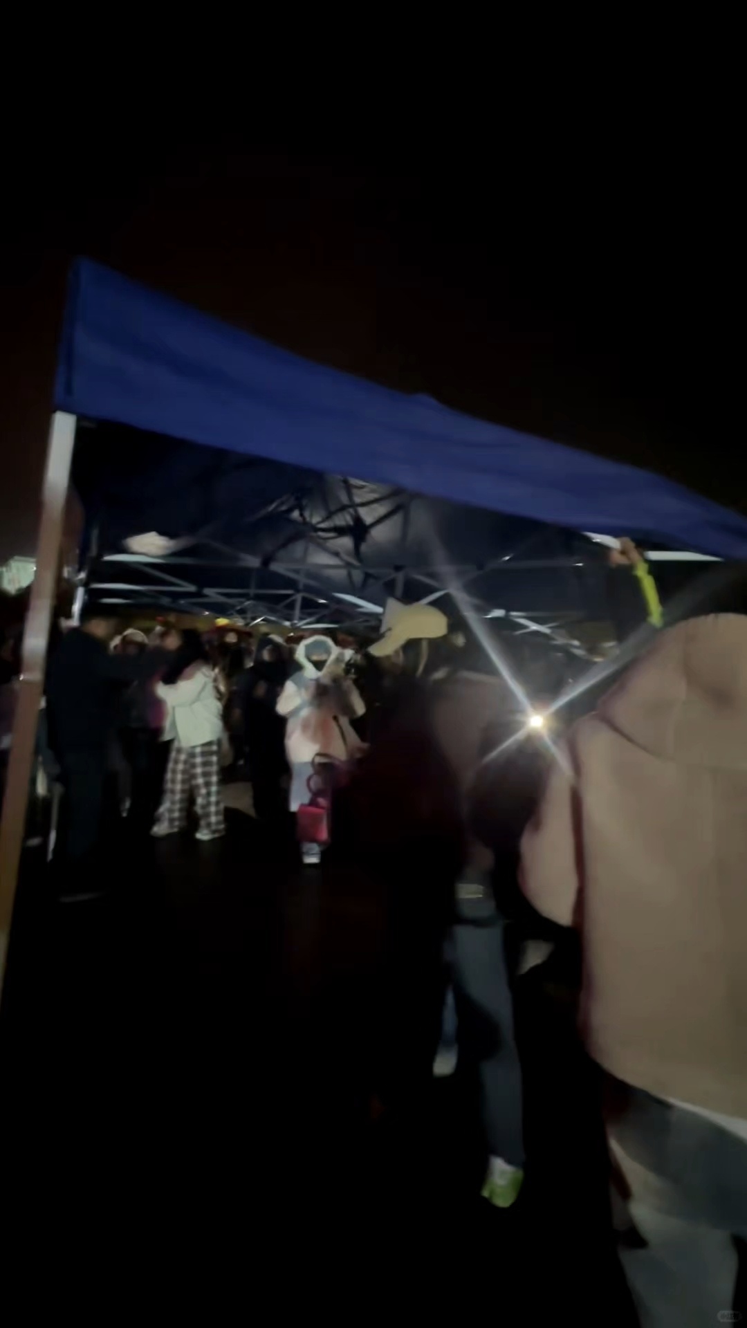 有人把你放在心上，女宝就是好。 虞书欣小年逆应援