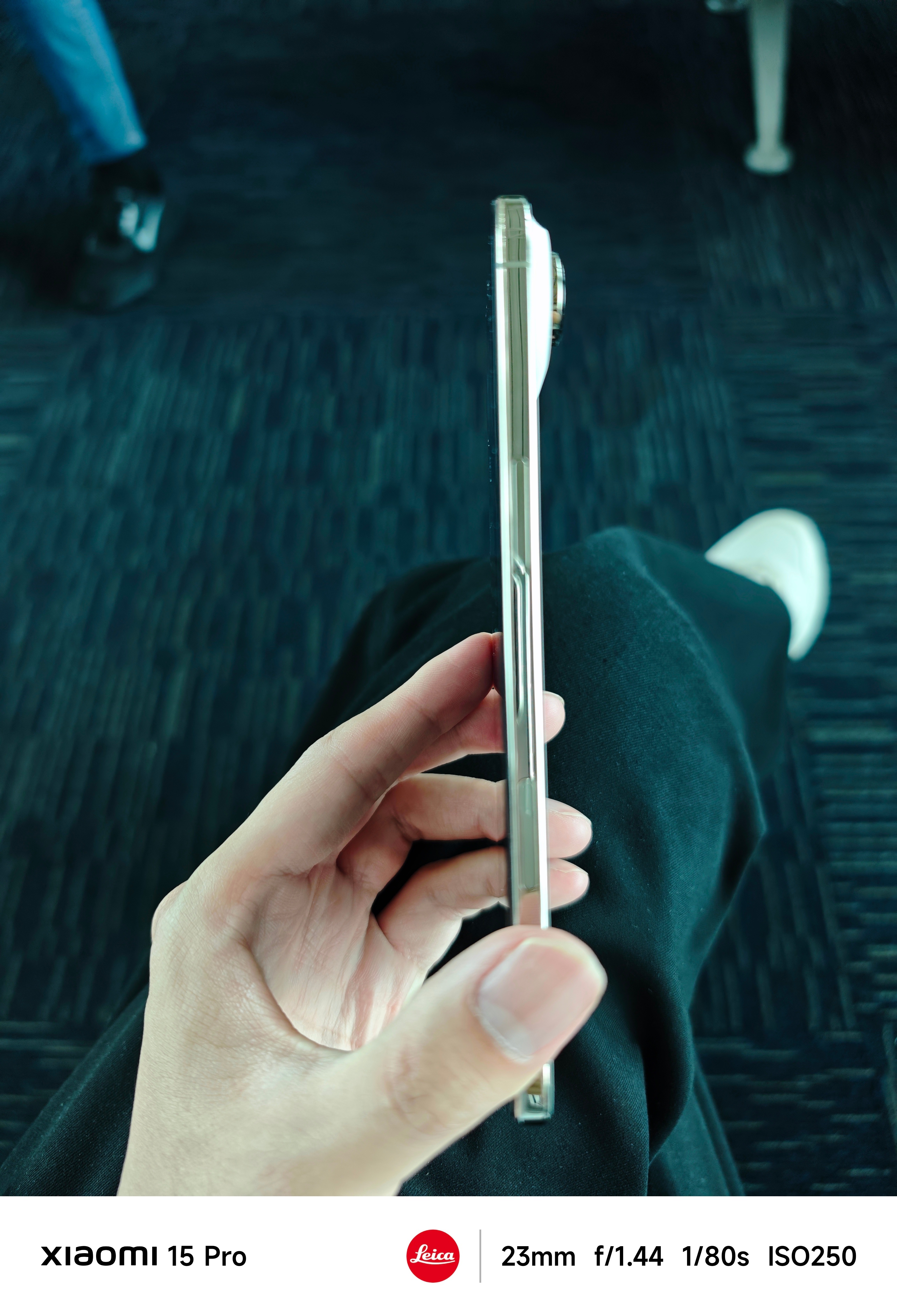 今天几家手机厂商定档发布会时间，几款产品形态都有，挺热闹iPhone Air 这