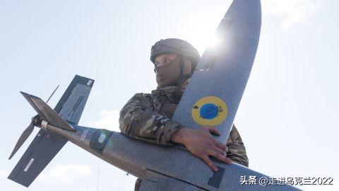 乌军打击罗斯托夫附近一家固体火箭燃料生产工厂



8月16日凌晨，乌克兰防御部