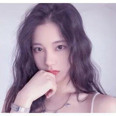 温柔似水，优雅动人。温柔高贵的女性 温婉气质女生 温柔气质美女 温婉高级 温婉出