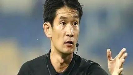 裁判不该为中国足球成绩差背锅！足球的根本还是球员，只有球员技战术水平提高了，球队