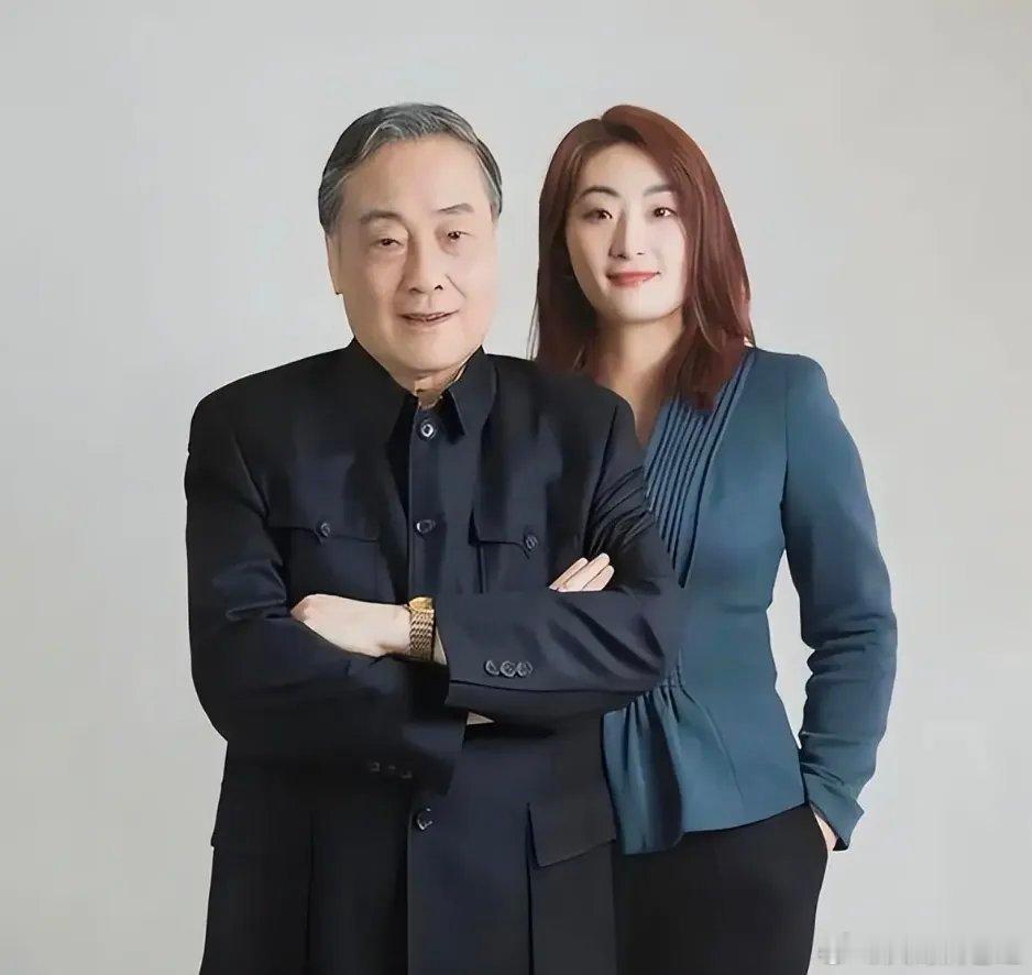 舍弃娃哈哈启用个人标识，宗馥莉并非任性，而是一场关键商业布局随着相关信托事宜进入