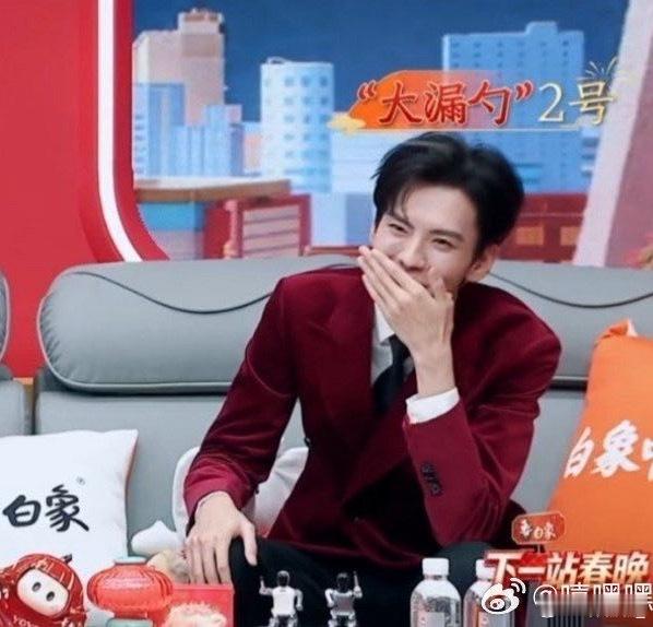 李昀锐毕雯珺合作我爸爸好帅～ 期待爸爸💛 