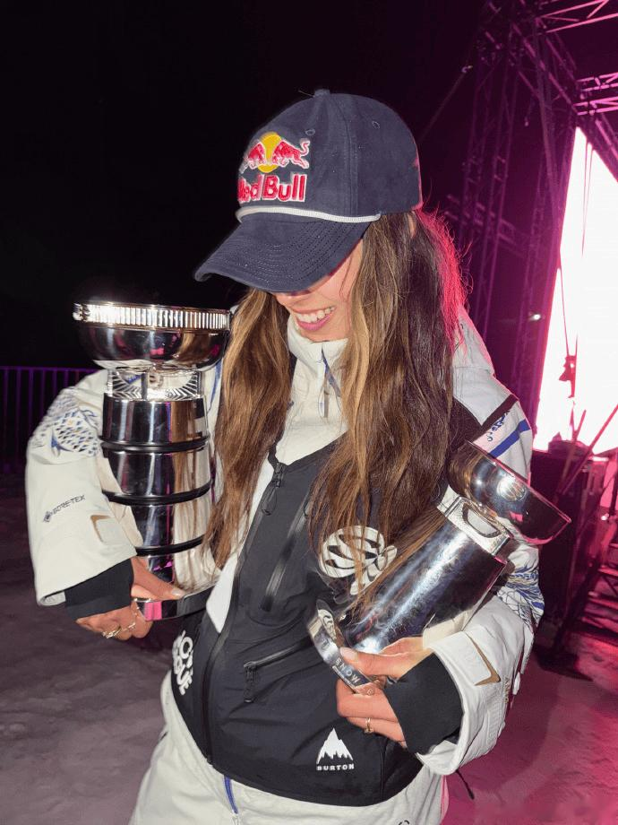 收获满满！谷爱凌社媒：雪萌金牌+第一季雪萌世界冠军