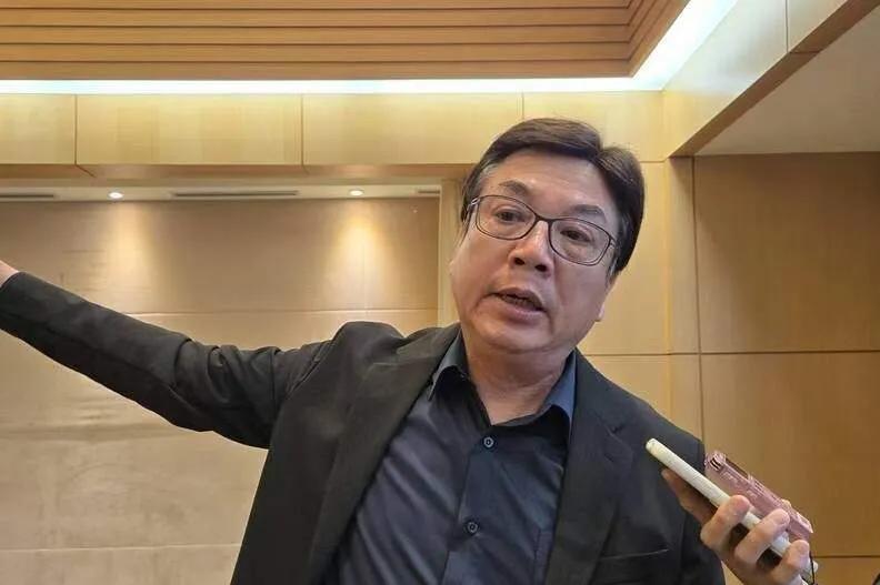 刘和然确认担任要职，格局与王惠美高下立判！蓝要员喊话要懂得“饮水思源”！

近段