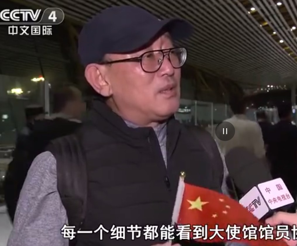 #黎巴嫩侨胞说看到五星国旗安心了#说这句话的明哥，我还真认识2017年去黎巴嫩报