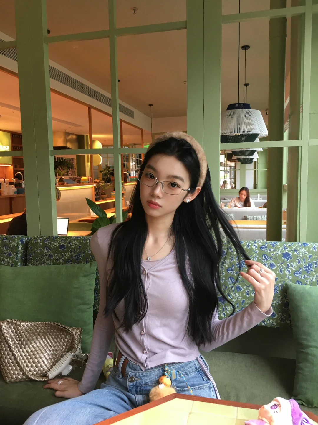 紫色内搭真的好韩～💜