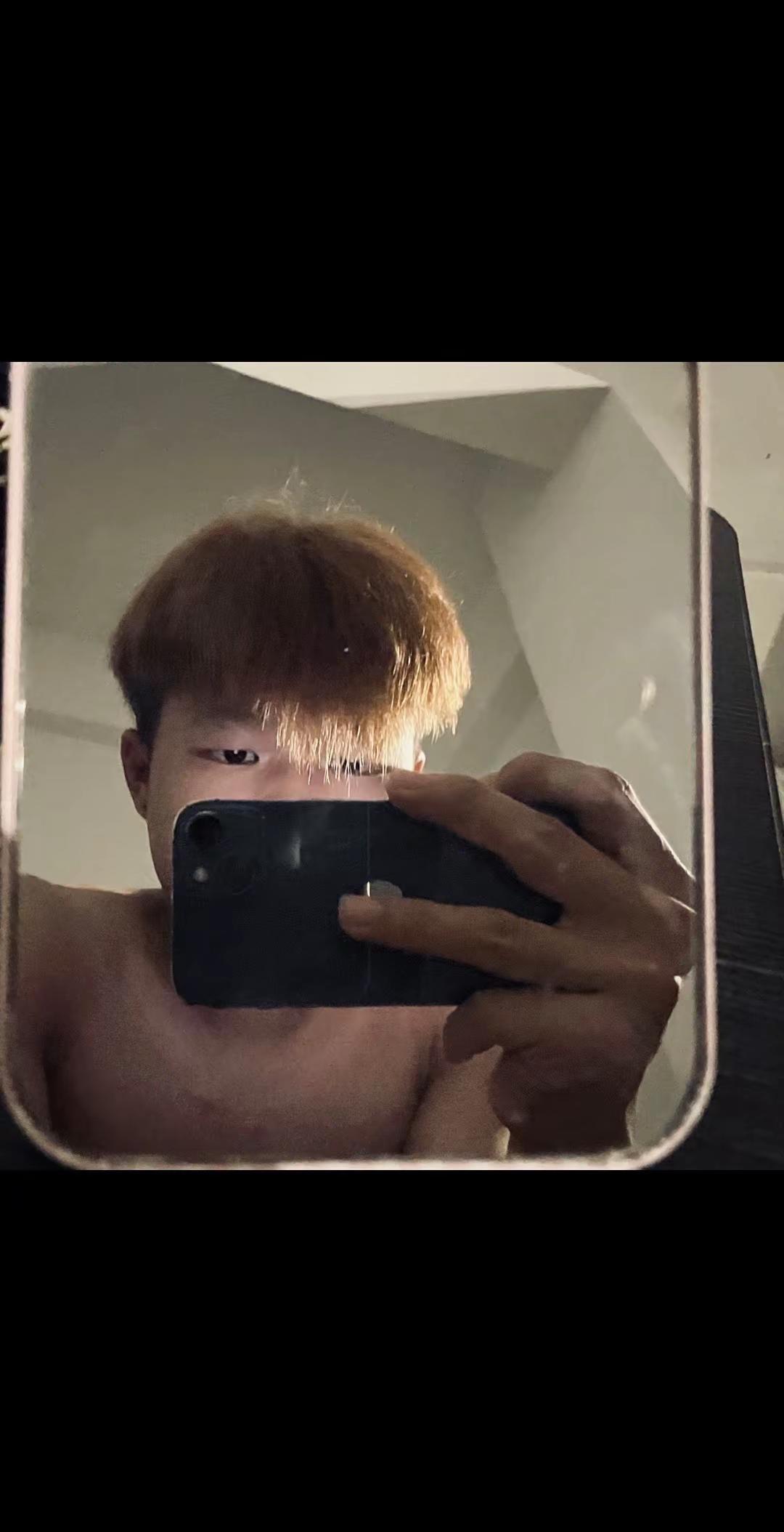 总有一天 我会长成一颗参天大树 为那些替我交过水的人遮风挡雨