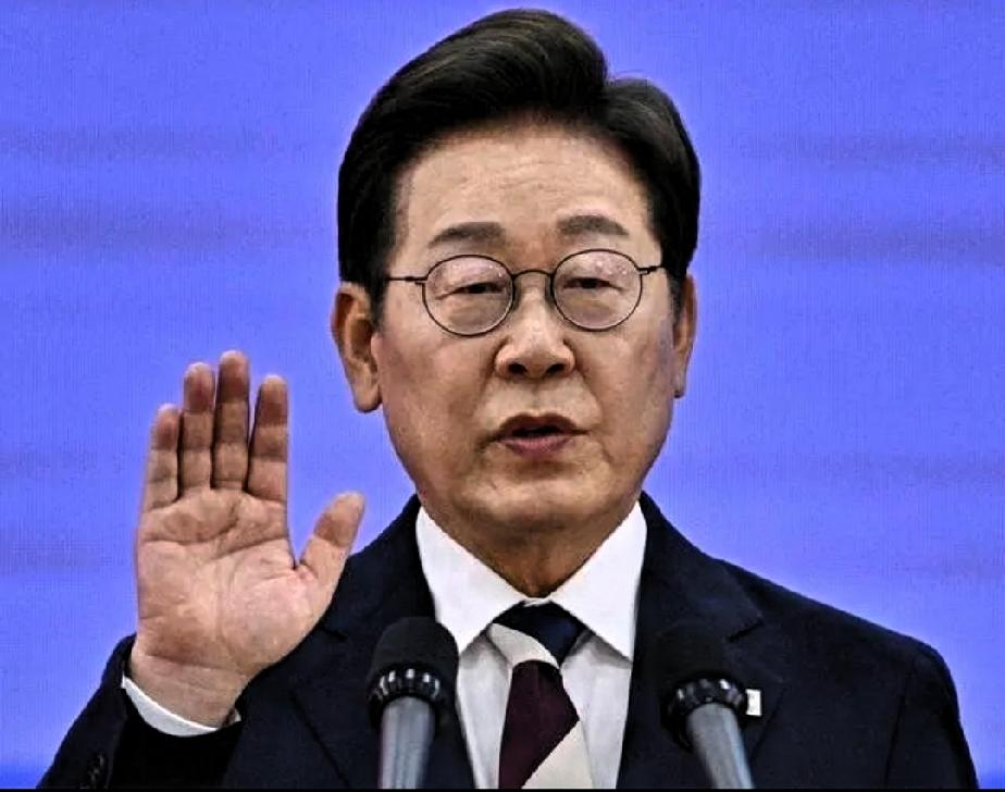 11艘航母？来了也是活靶子
 
韩国一名军事专家语出惊人！他曾表示：“如果美国把